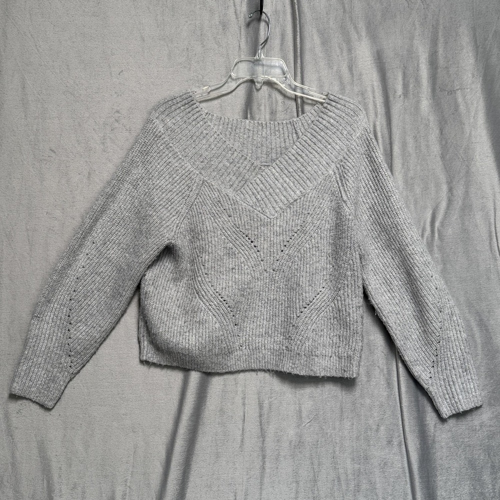 Express Sweater Womens Medium Gray Off‎ Shoulder Ribbed Cropped Conscious Edit